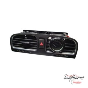 VW Golf Mk6 Center Vent Gauge Pod 1